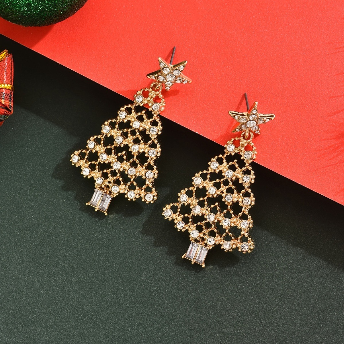Christmas tree earrings