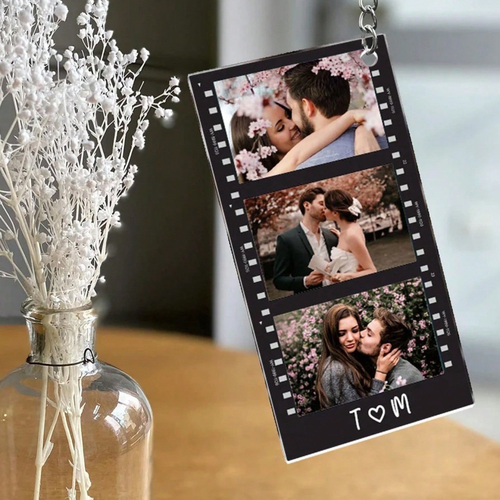 Customized pendant photo keychain