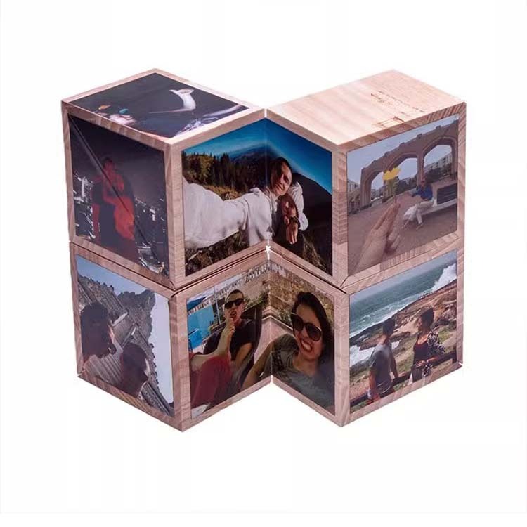 Infinite Photo Cube