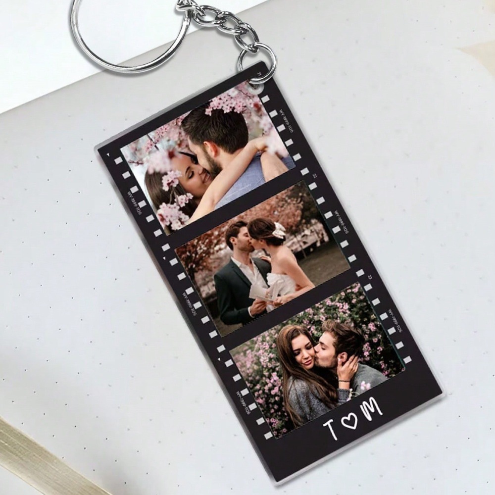 Customized pendant photo keychain
