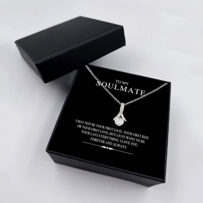 Titanium steel pendant necklace with rhinestones