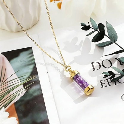 Openable rainbow pendant clavicle chain