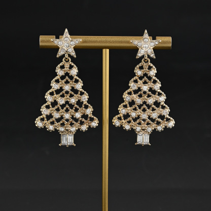 Christmas tree earrings