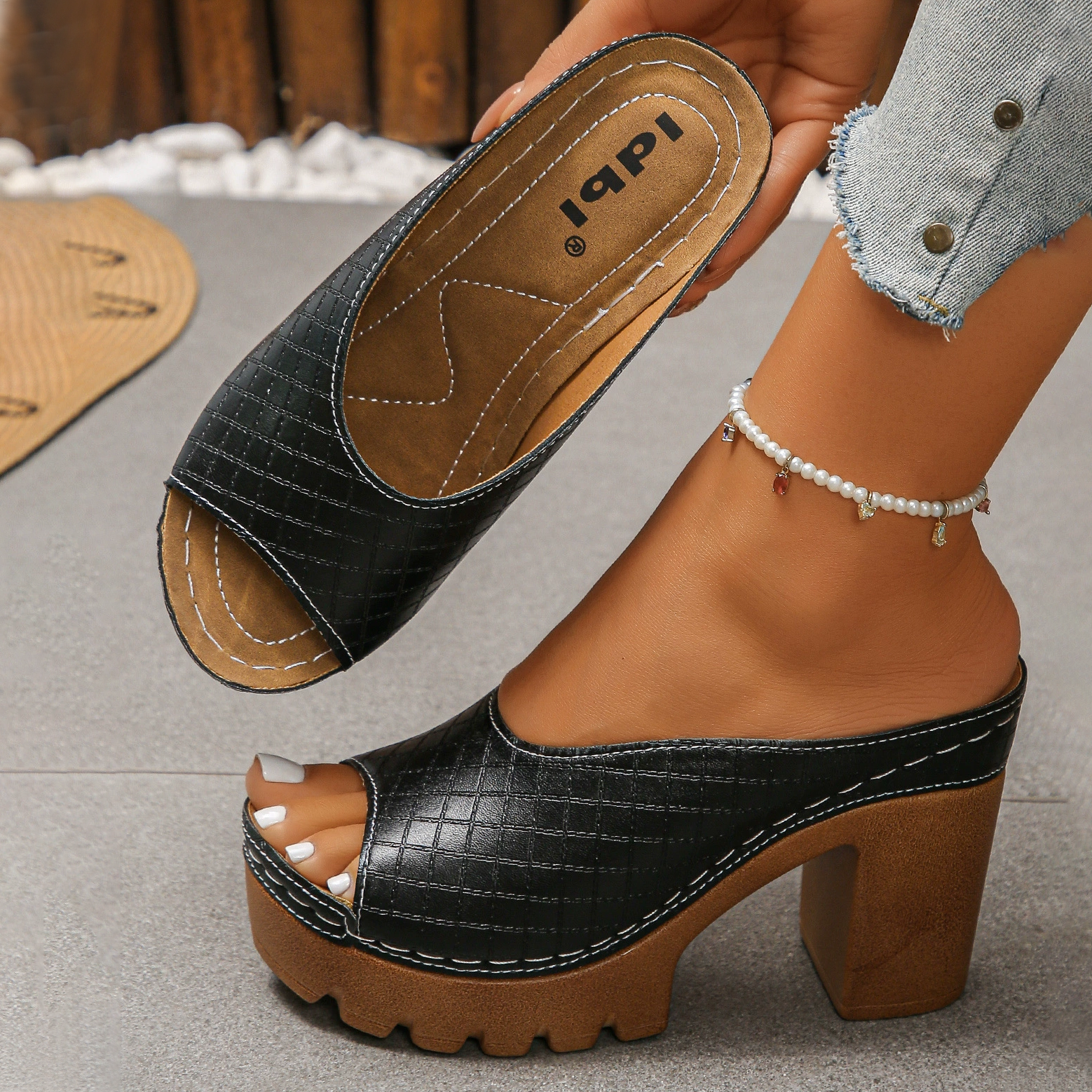 Vintage Croc Grid Platform Open Toe High Heel Slides