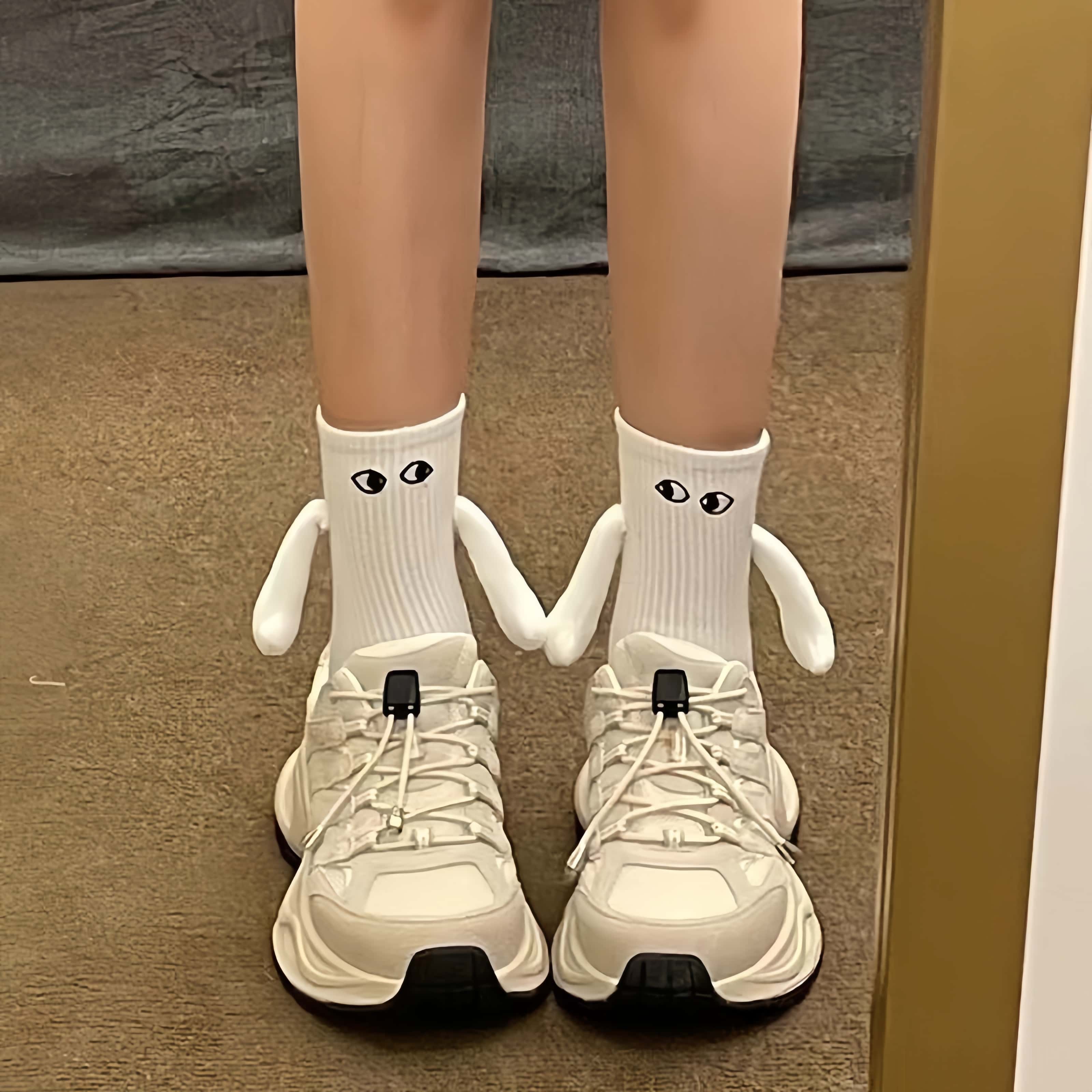 Magnetic socks