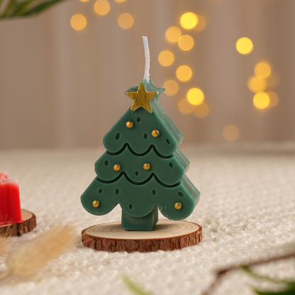 Christmas tree scented candles