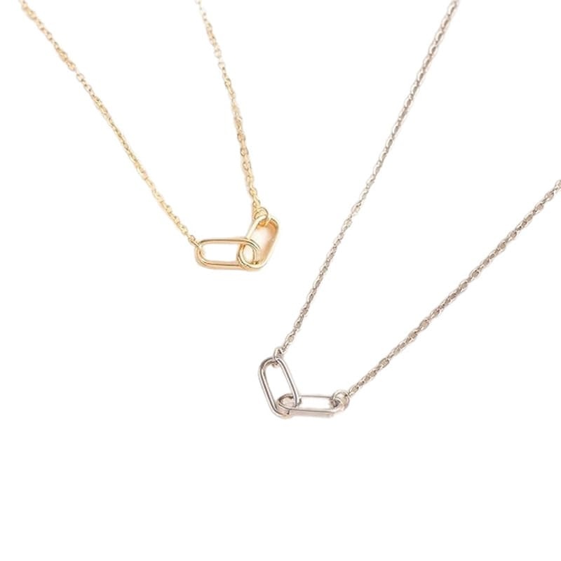 Interlocking paperclips friendship necklace