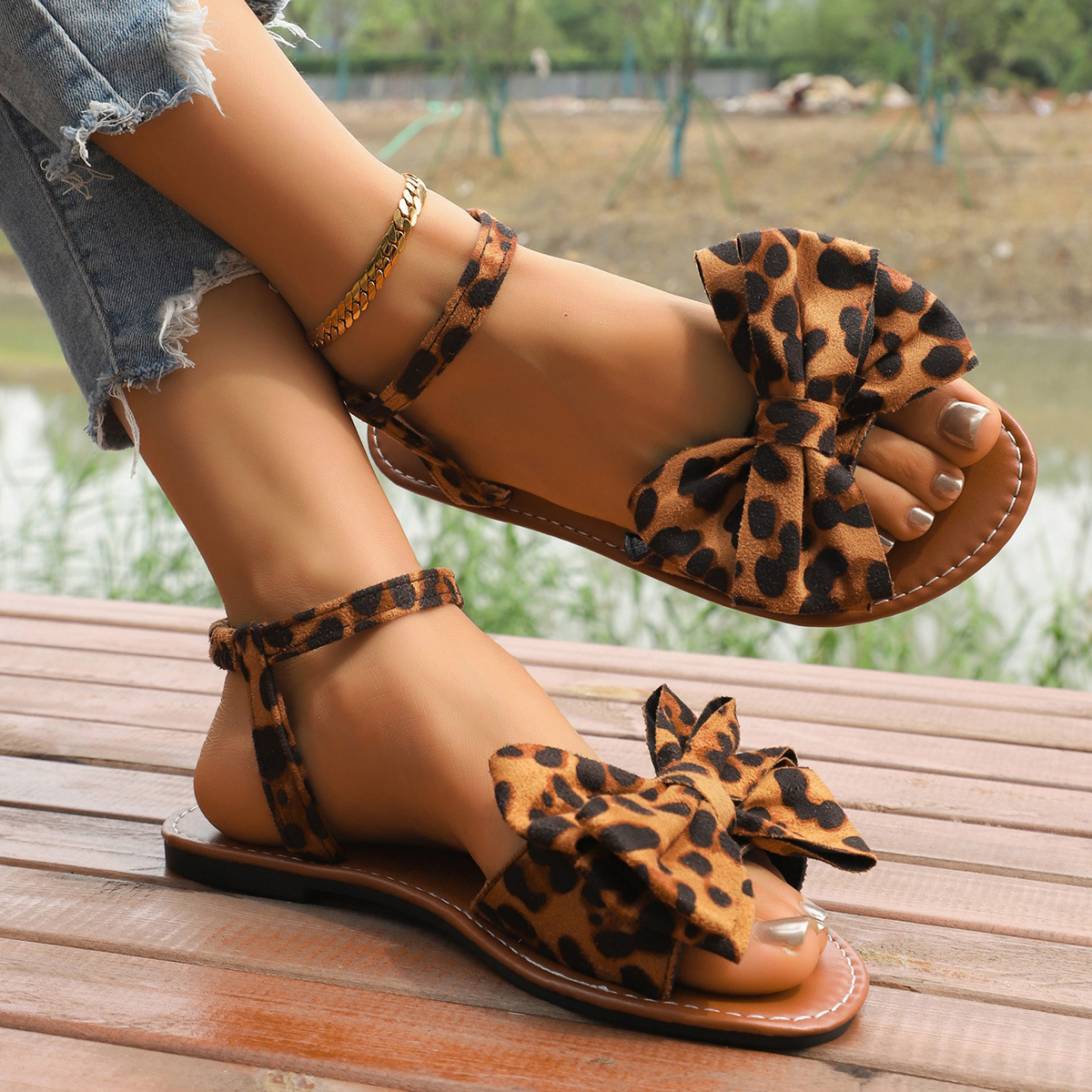 Bow-tie Casual Sandals
