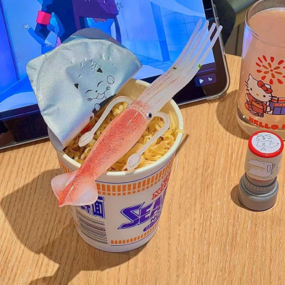 Creative instant noodle fork