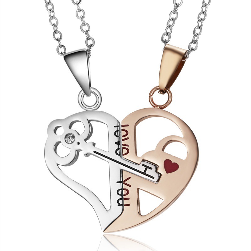Creative heart-shaped key necklace