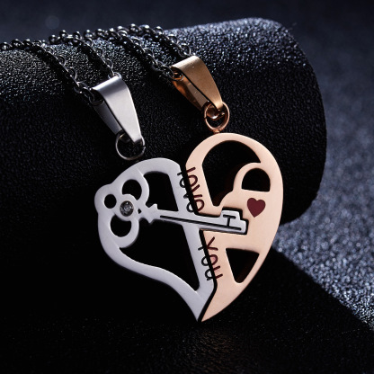Creative heart-shaped key necklace