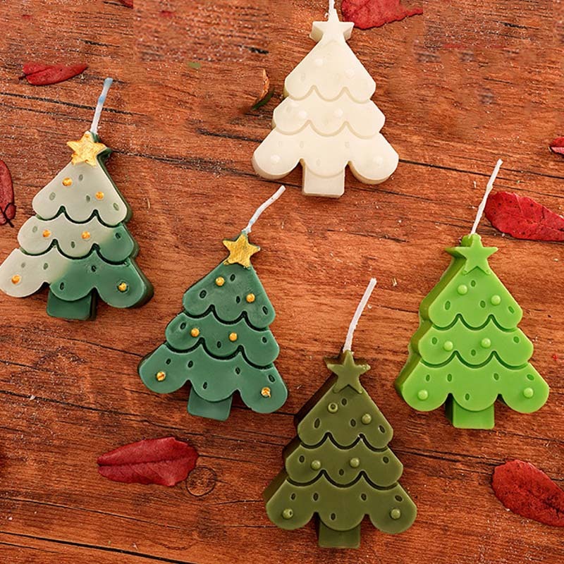 Christmas tree scented candles