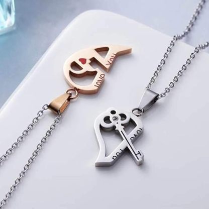 Creative heart-shaped key necklace