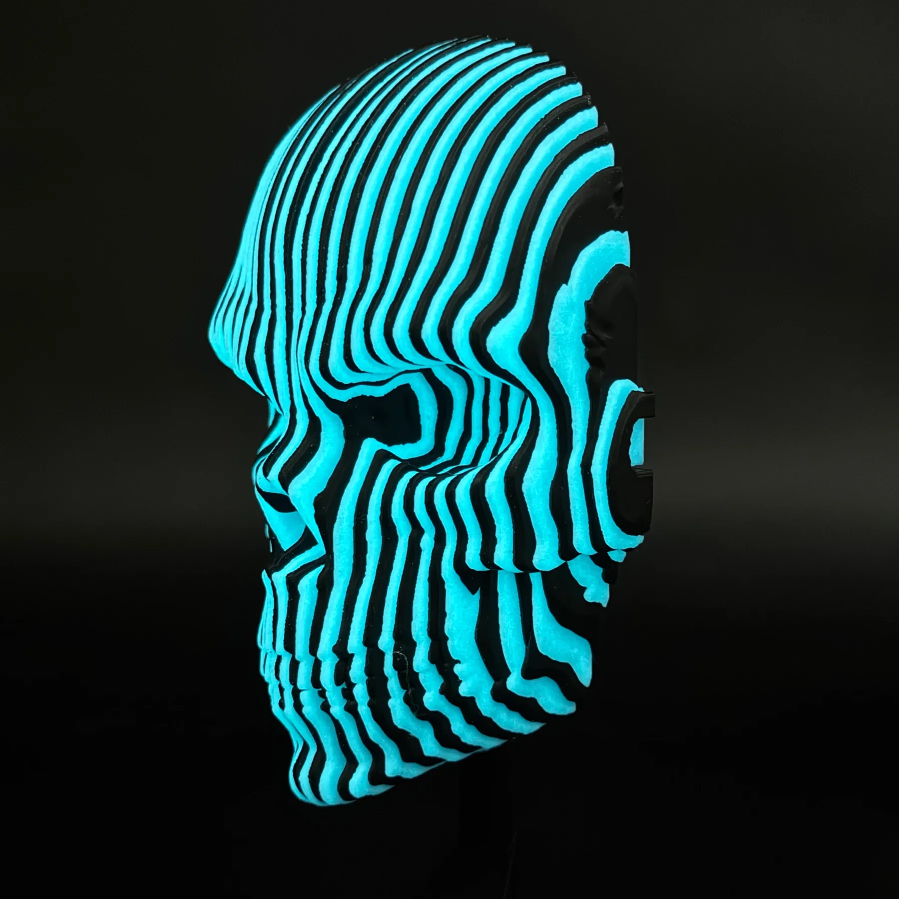 3D printing of light-emitting quantum skulls