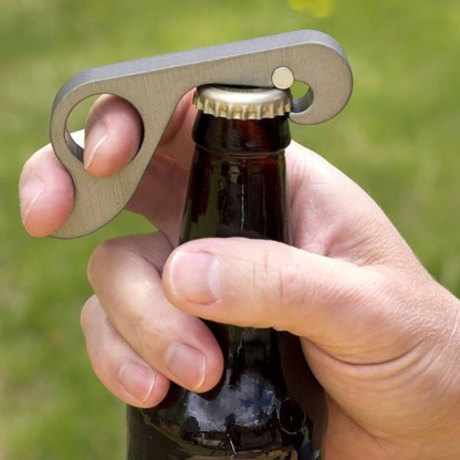 One-handed bottle opener