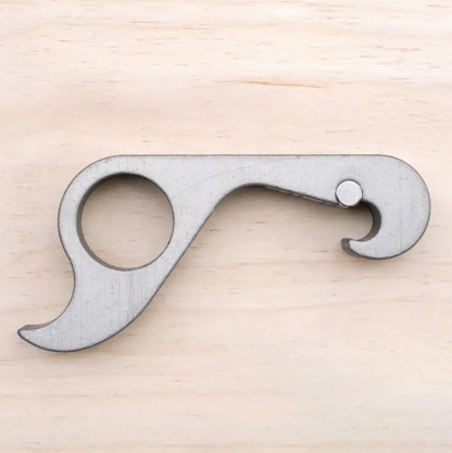 One-handed bottle opener
