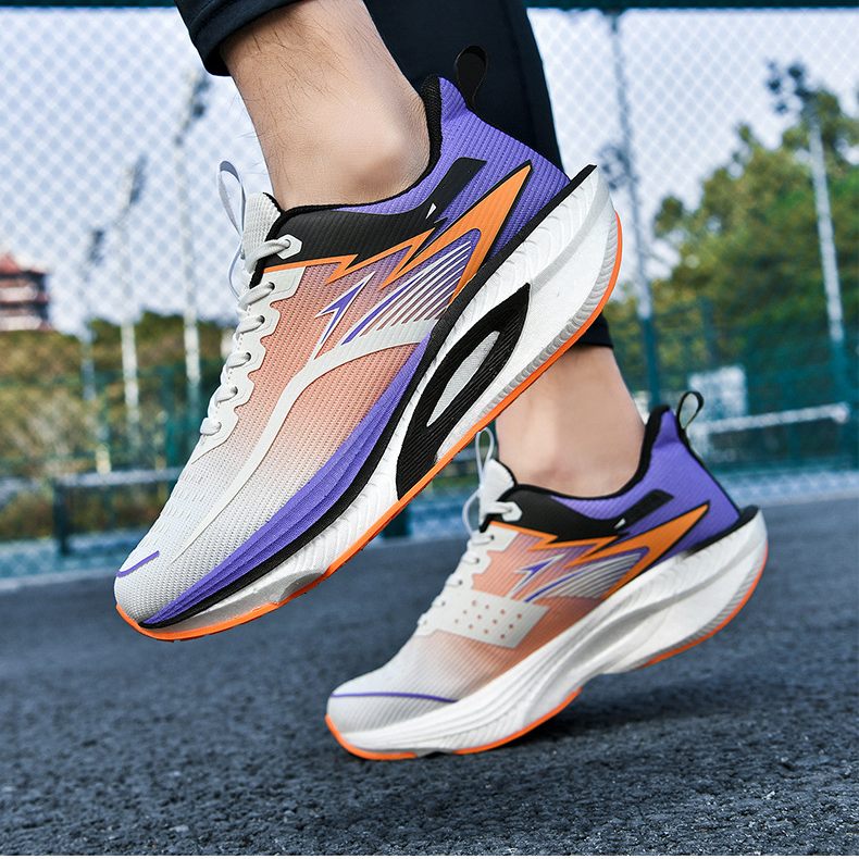 Sports platform running shoes