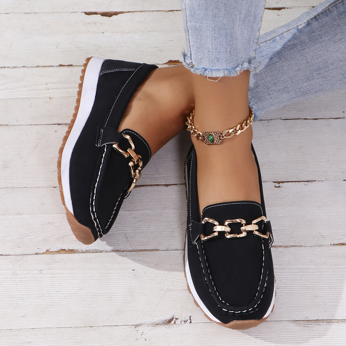 Metal chain casual loafers