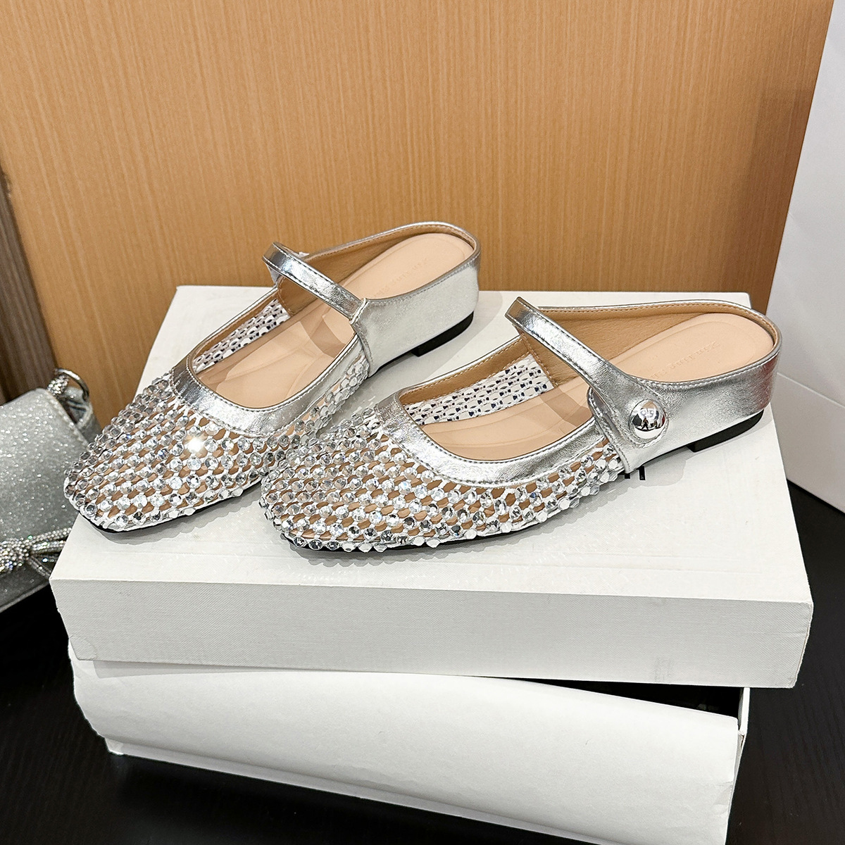 Square-toe openwork woven flat women's shoes