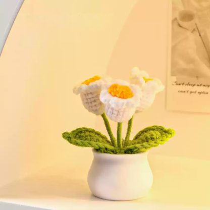 Hand-woven woolen flower bouquet ornaments