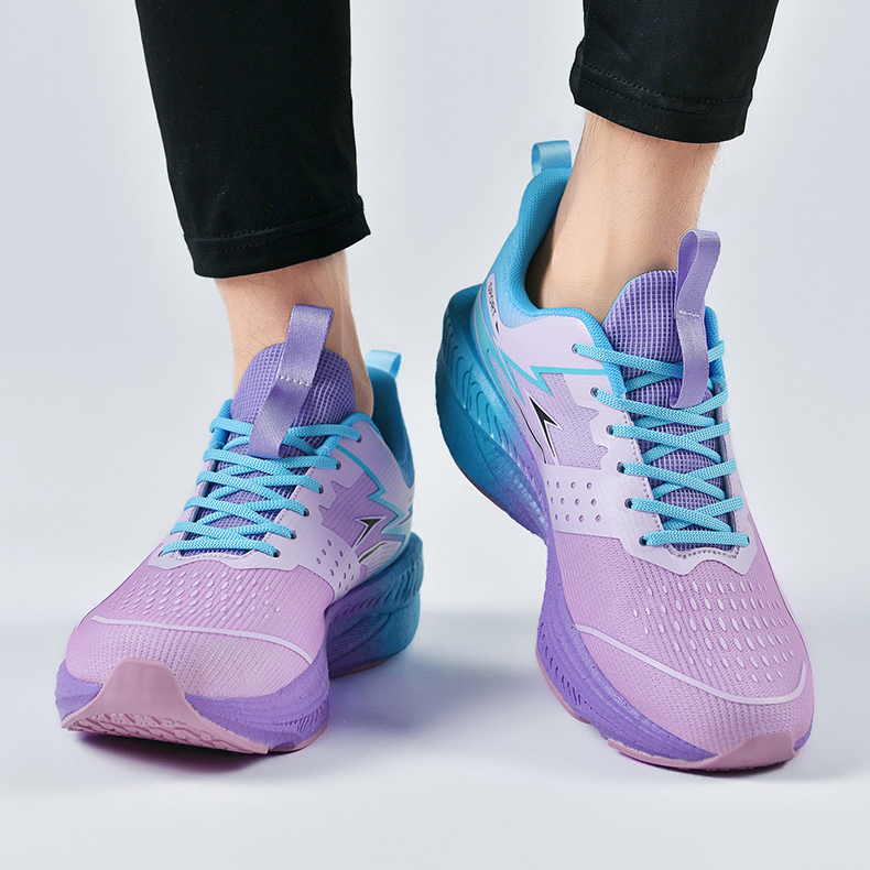 Sports platform running shoes