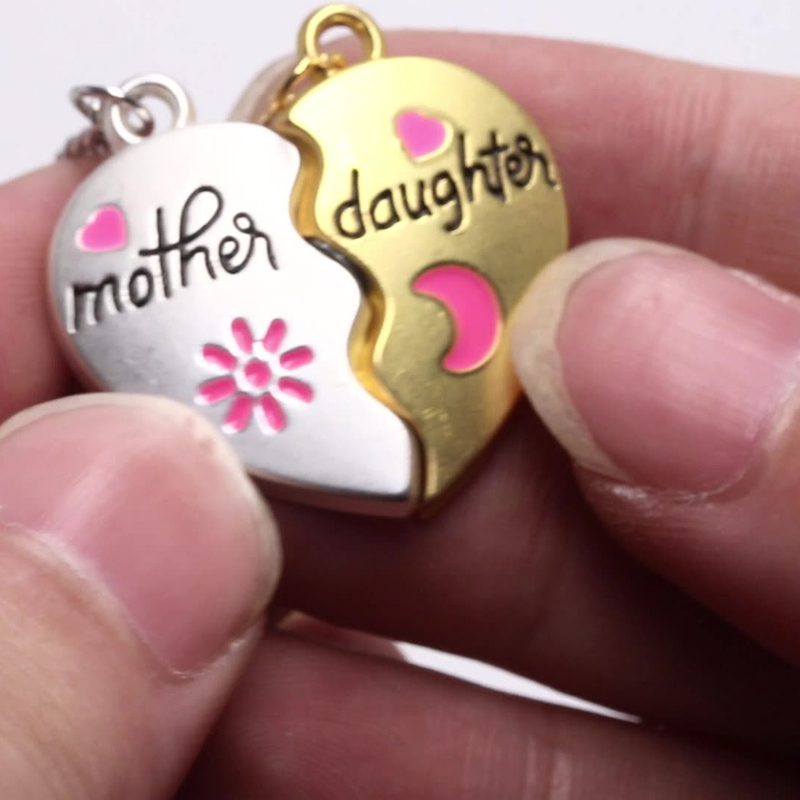 Fashionable Heart Splicing Parent-child Necklace