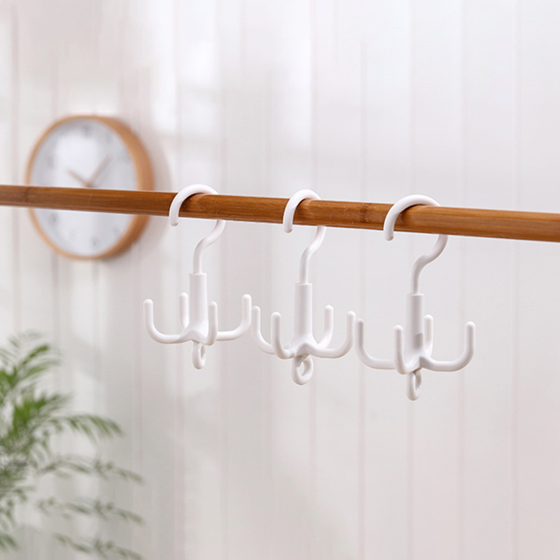 Four-claw swivel hook