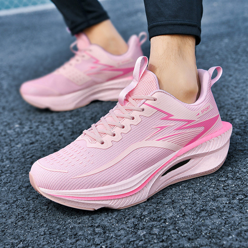 Sports platform running shoes