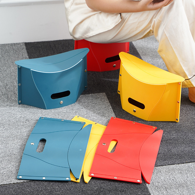 Card folding stool