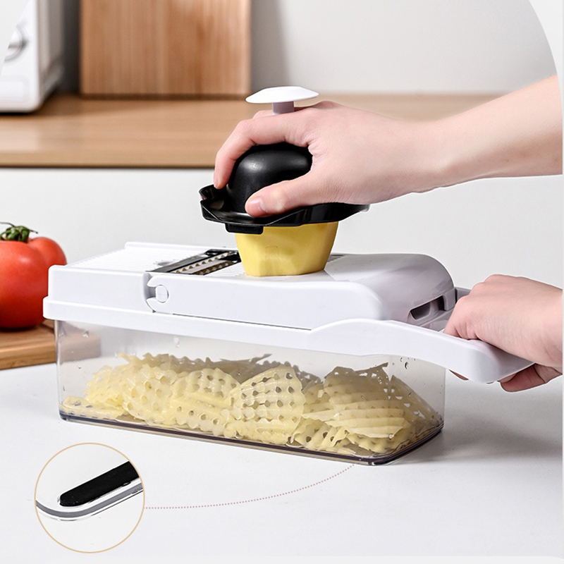 Multifunctional vegetable cutting box