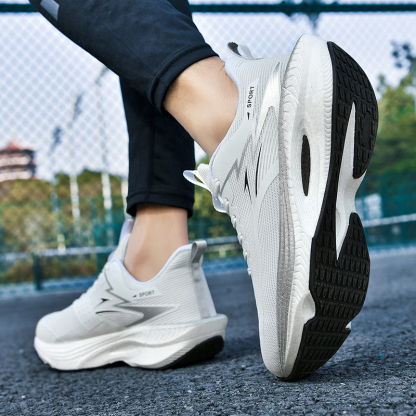 Sports platform running shoes