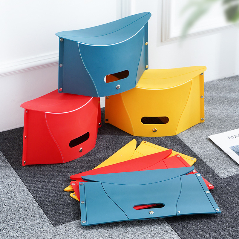 Card folding stool