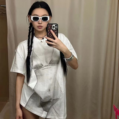 White T-shirt with 3D print and see-through effect