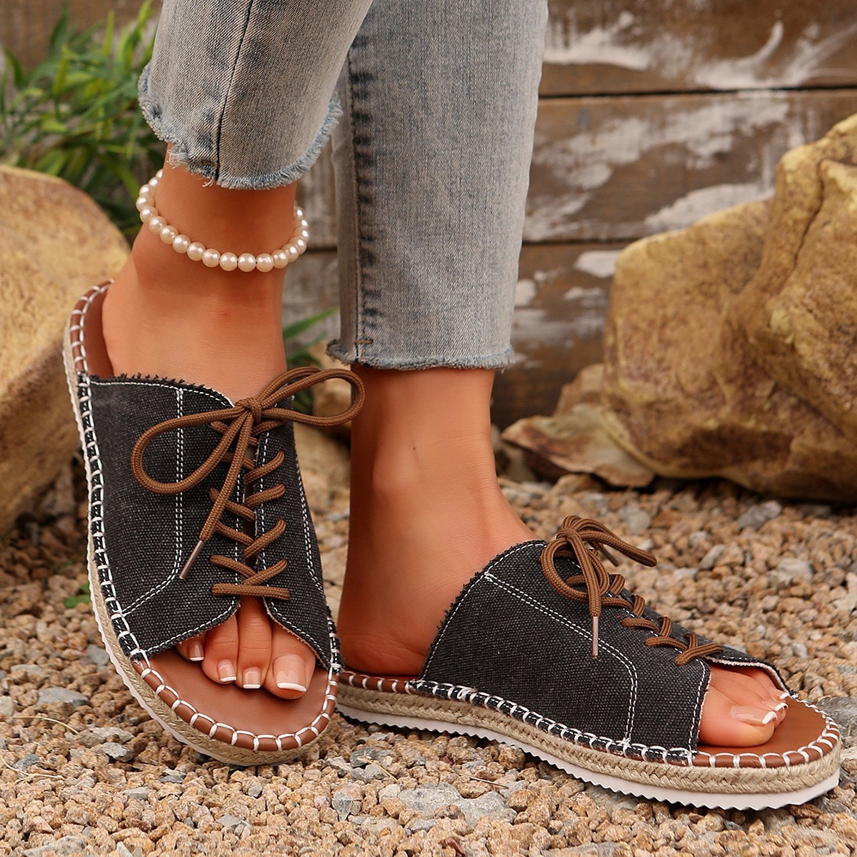 Roman-style lace-up shoes