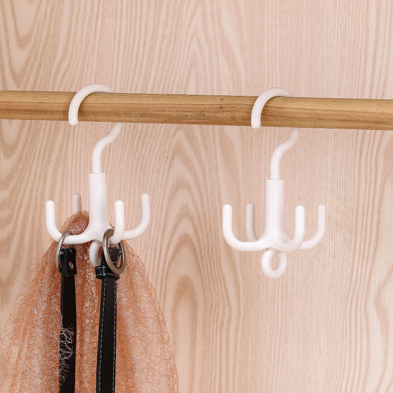 Four-claw swivel hook