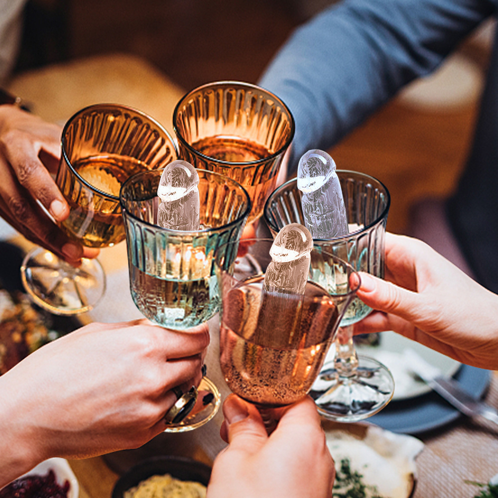 Creative silicone ice tray