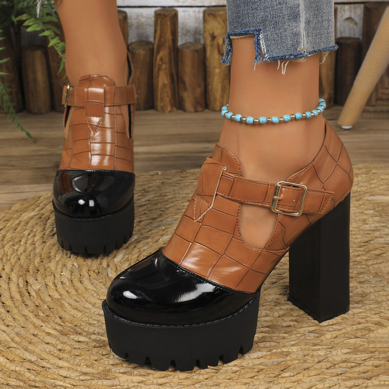 Patent leather plaid high heels