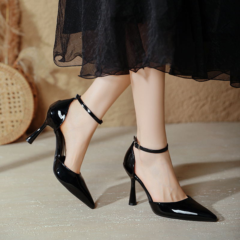 Pointed-toe strappy high heels