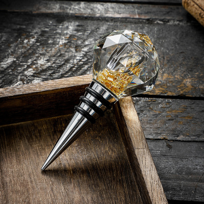 Food grade silicone universal wine stopper