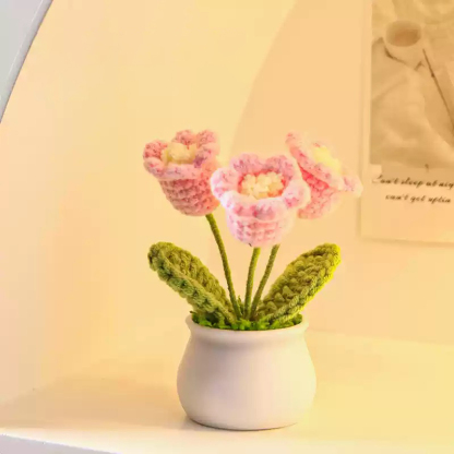 Hand-woven woolen flower bouquet ornaments