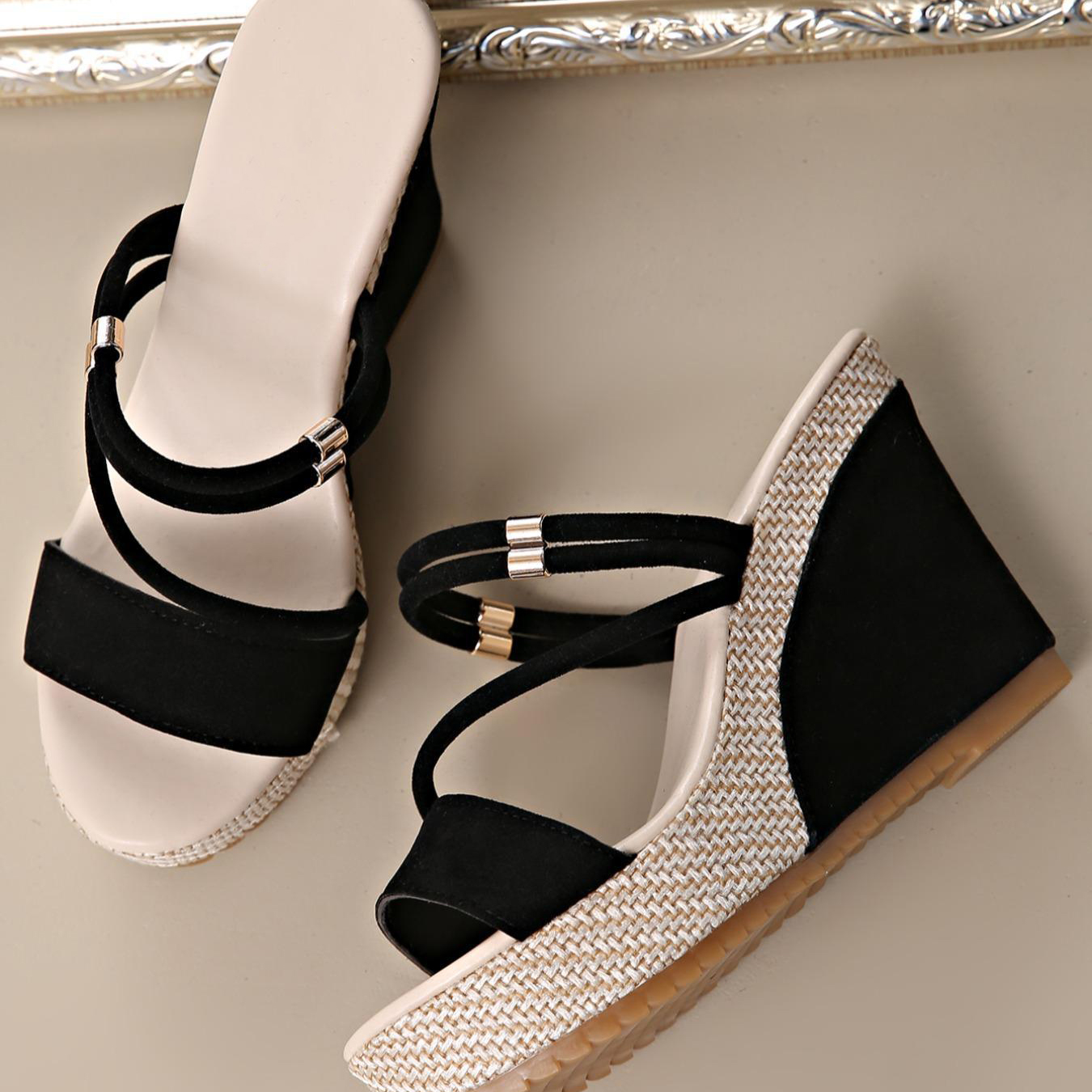 Suede platform shoes