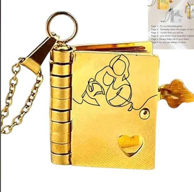 Colorfast and scratch-free envelope
