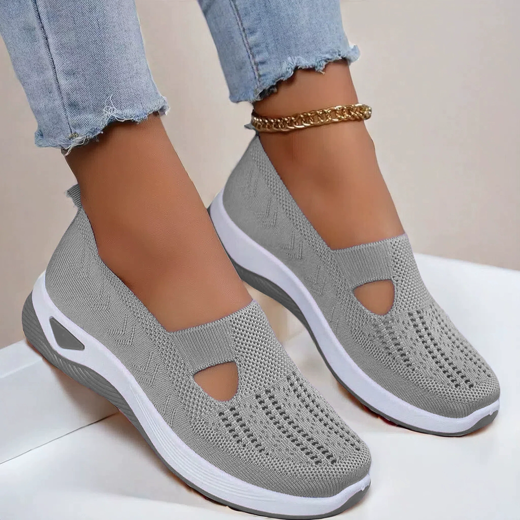 Breathable and non-slip casual shoes
