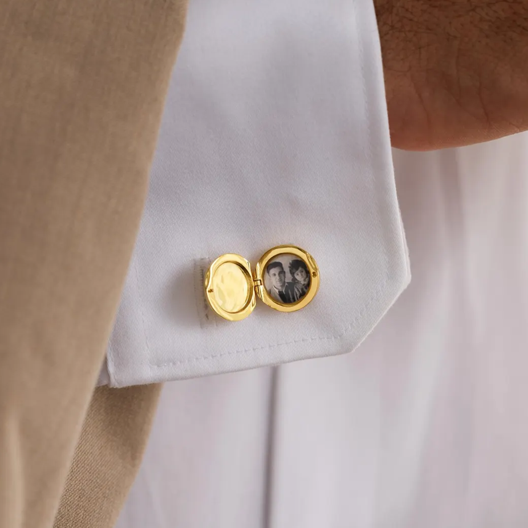 Custom Round Locket Cufflinks with Photos and Front Engraving Wedding Gift for Groom and Dad