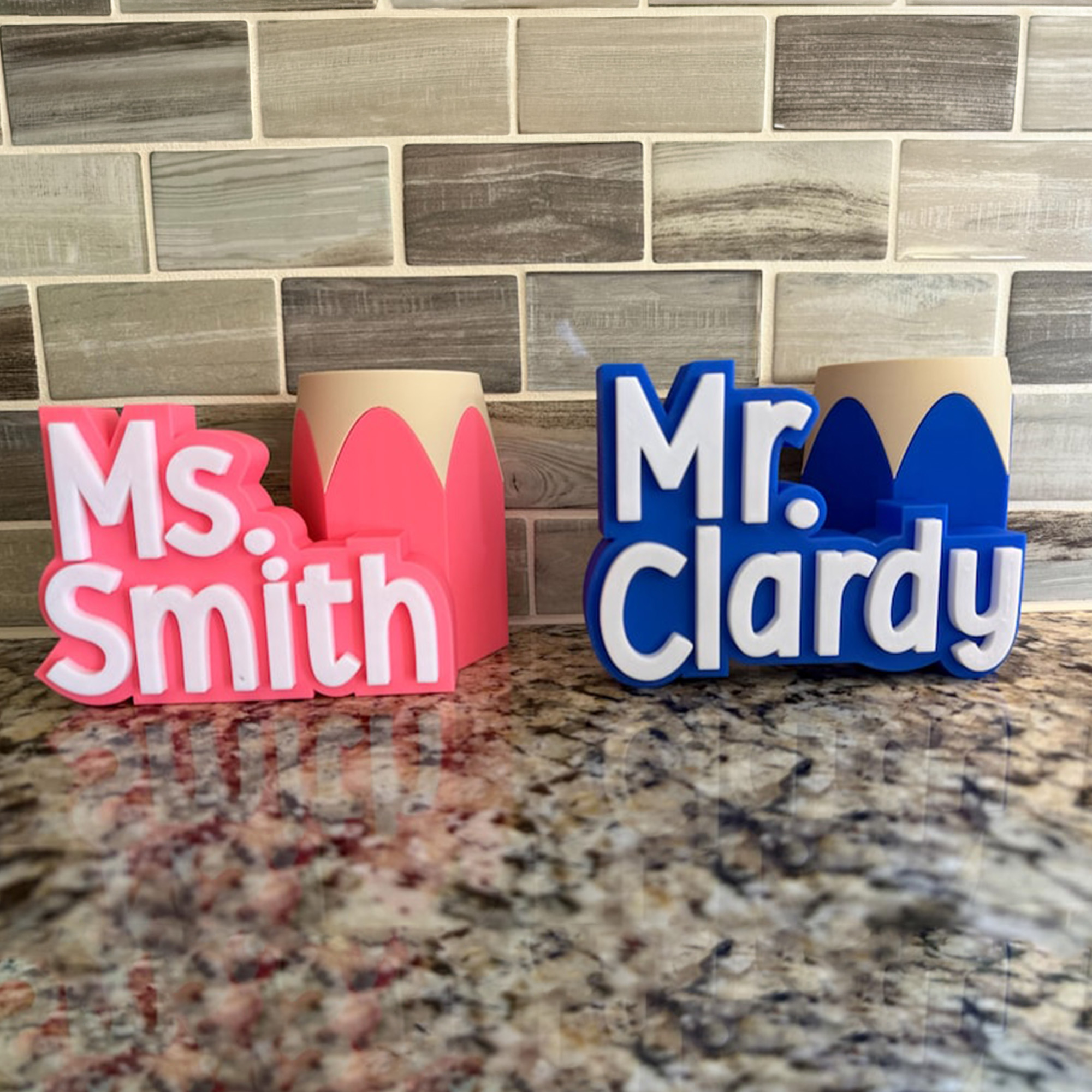 Custom Teacher Name Plate & Pen Cup, Personalized Desk Name Stand, Teacher Gift