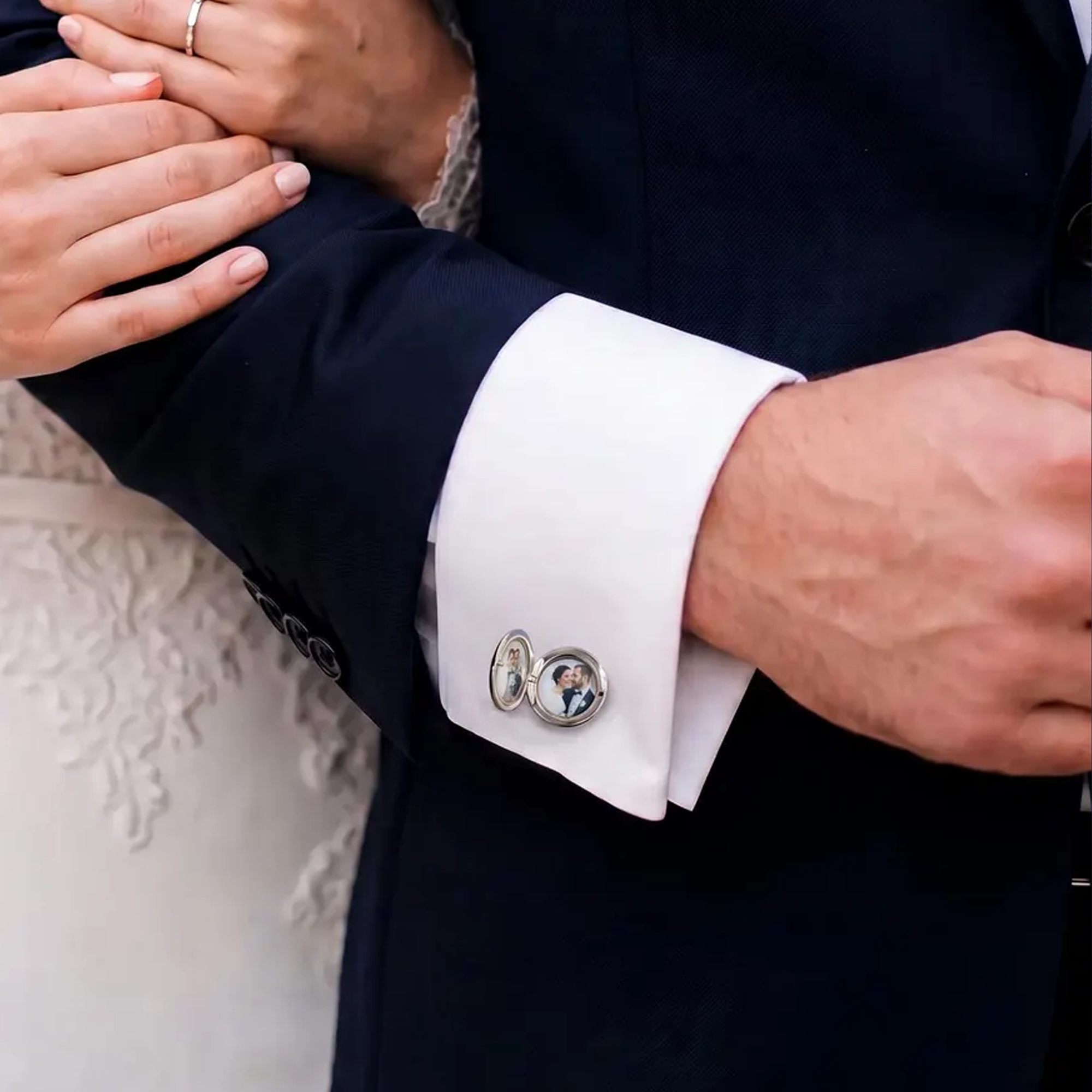Custom Round Locket Cufflinks with Photos and Front Engraving Wedding Gift for Groom and Dad
