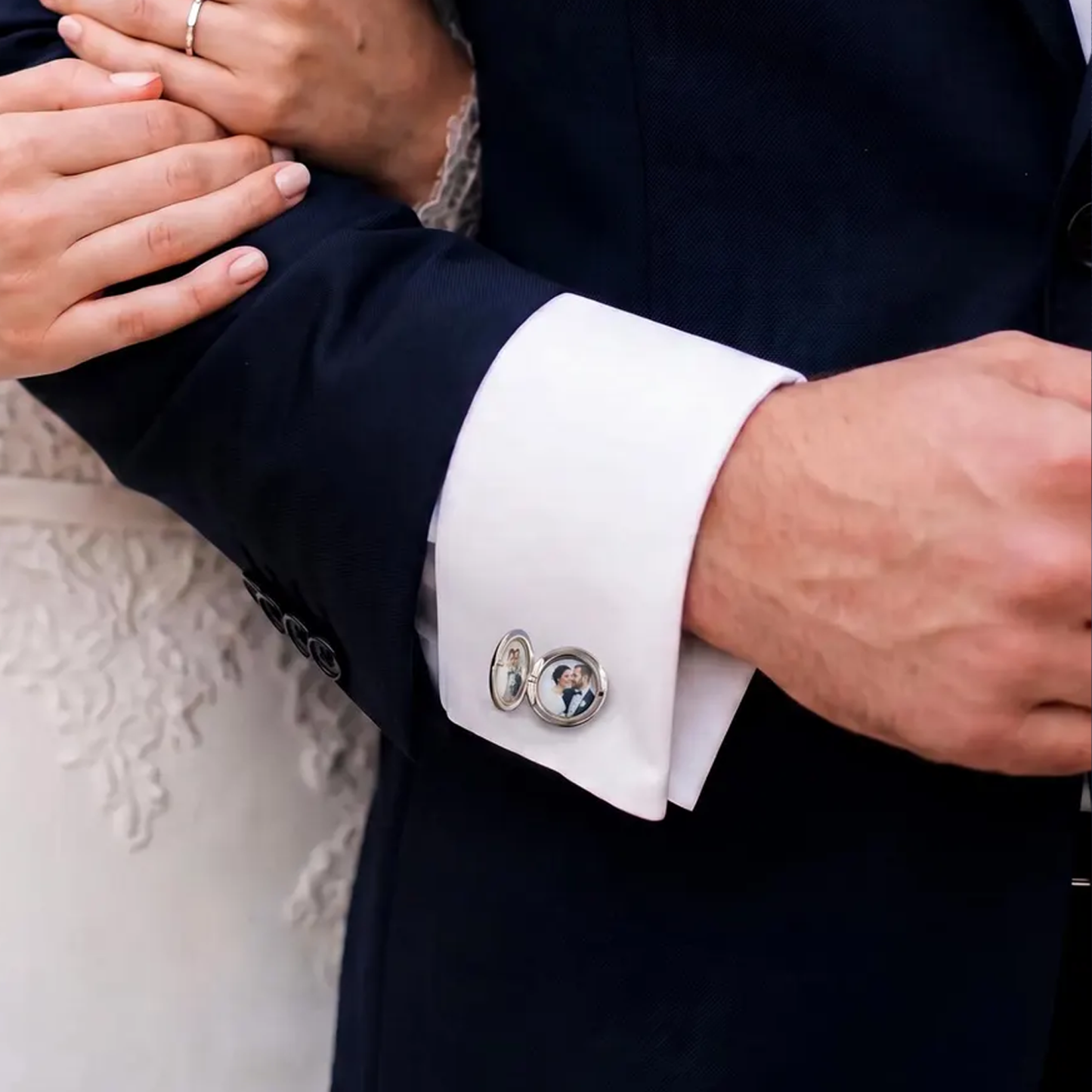 Custom Round Locket Cufflinks with Photos and Front Engraving Wedding Gift for Groom and Dad