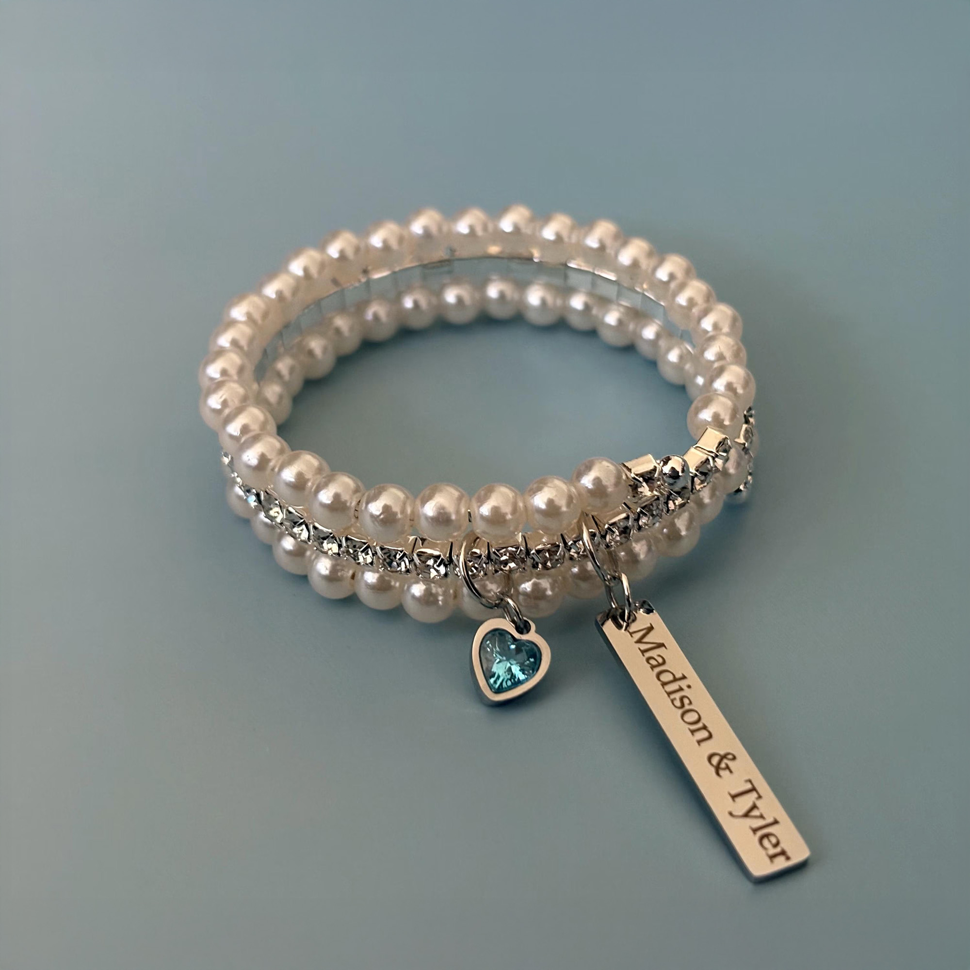 Engraved Bouquet Charm Bride Gift from Mom, Something blue for Bouquet, Bouquet Wrap, Personalized Gift for Bride, Wedding Day Keepsake