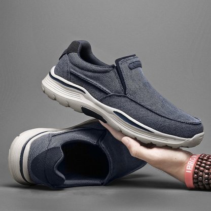 MEN'S CANVAS SLIP-ON SNEAKERS