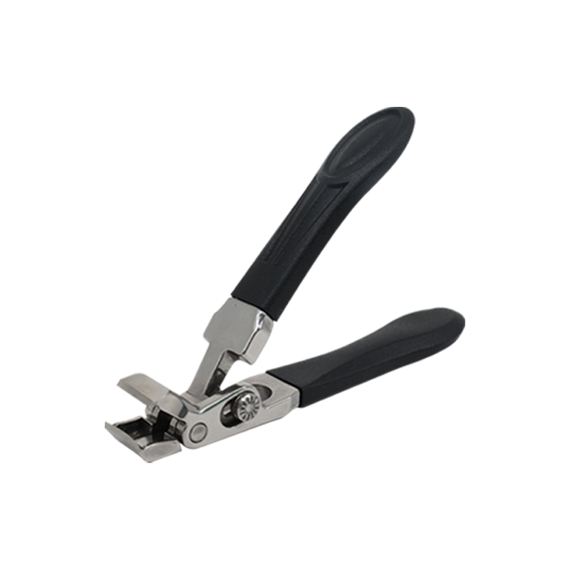 Podiatrist-Designed Toenail Clipper Takes Care